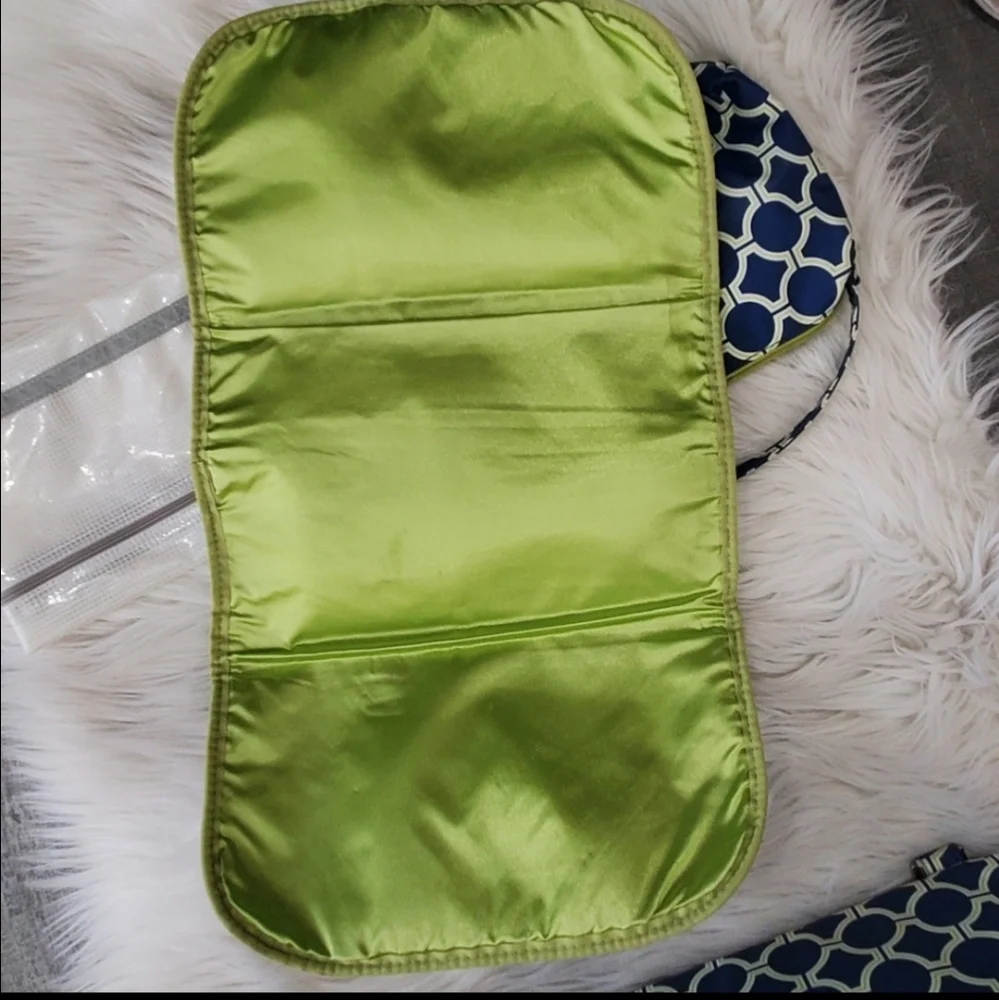 Ju-Ju-Be Navy and Lime Geometric Print Convertible Baby Bag